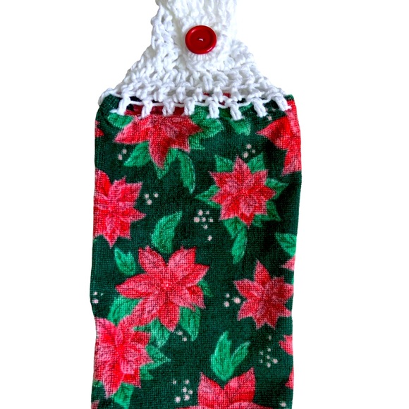 Hand Crafted Poinsettia Crochet Top Hanging Kitchen Dish or Bathroom Hand Towel - Picture 9 of 9
